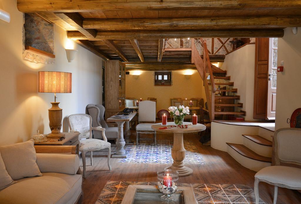 Archontiko Chioti Hotel Leonidio Exterior photo