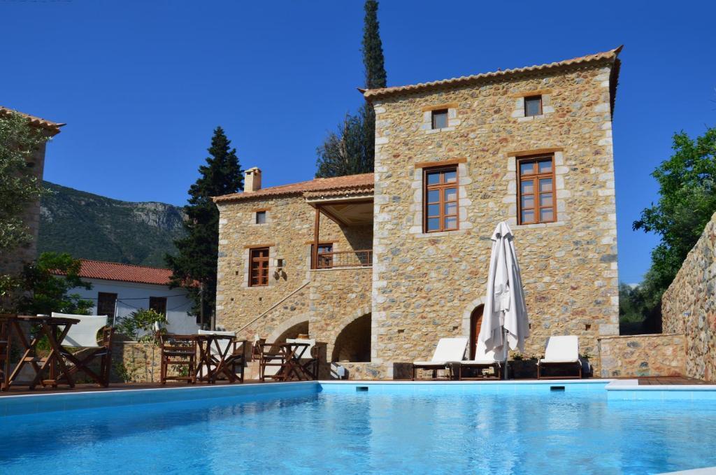 Archontiko Chioti Hotel Leonidio Exterior photo