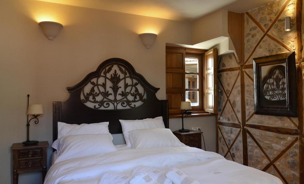 Archontiko Chioti Hotel Leonidio Room photo